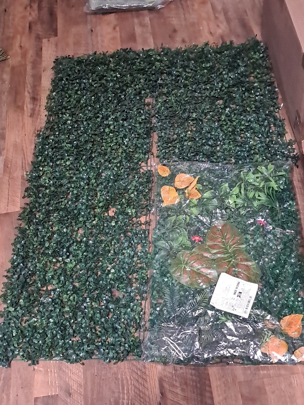 Artificial Boxwood Greenery Mat with Mixed Leaf Accents
